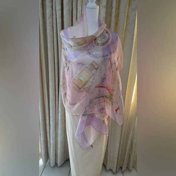 WINTER SPECIAL SALE ‼️ Authentic Vintage Chanel silk chiffon scarf! - Picture 9 of 16